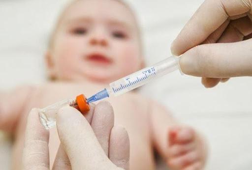Tác dụng phụ của vắc xin 6 trong 1 đối với trẻ sơ sinh và trẻ nhỏ
