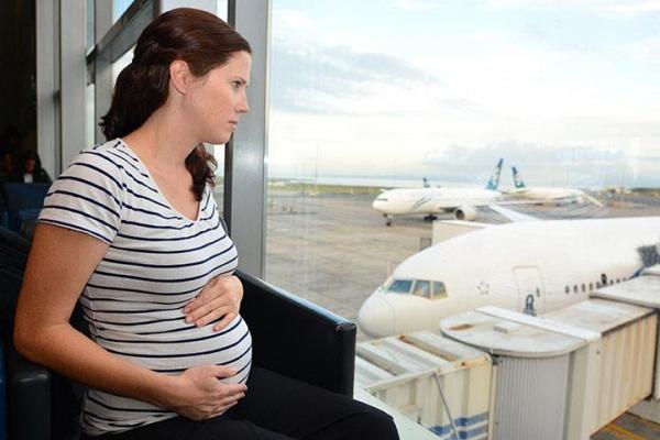 Hướng dẫn đi du lịch an toàn cho mẹ bầu khi mang thai