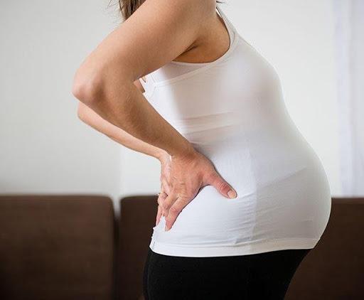 Đau lưng khi mang thai – Khi nào thì nguy hiểm cho mẹ bầu?