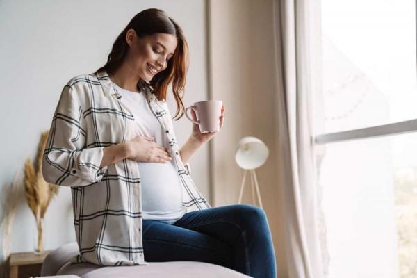Có nên uống cafe khi mang thai không?